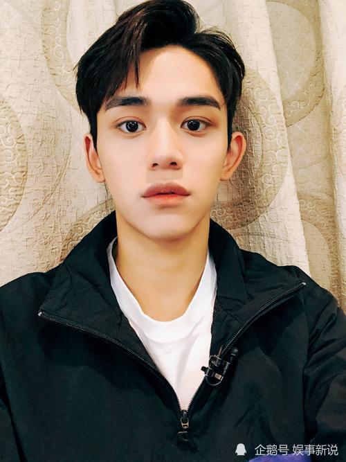 黄旭熙爆料什么视频,揭秘视频背后的惊人真相 第1张 黄旭熙爆料什么视频,揭秘视频背后的惊人真相 第1张